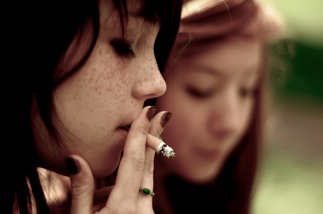 kodėl paaugliai rūko